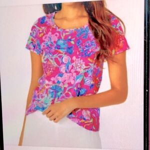 New Lilly Pulitzer Pink Floral Short Sleeve Top size XS, S, L